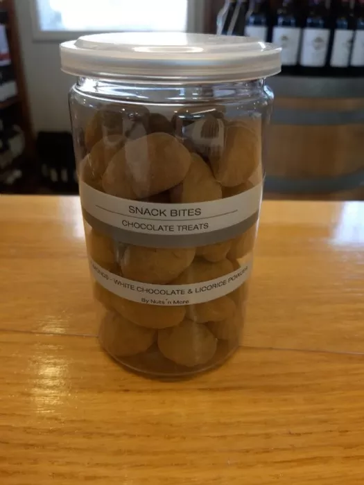 Sød lakrids - Hvid chokolade & lakrids pulver