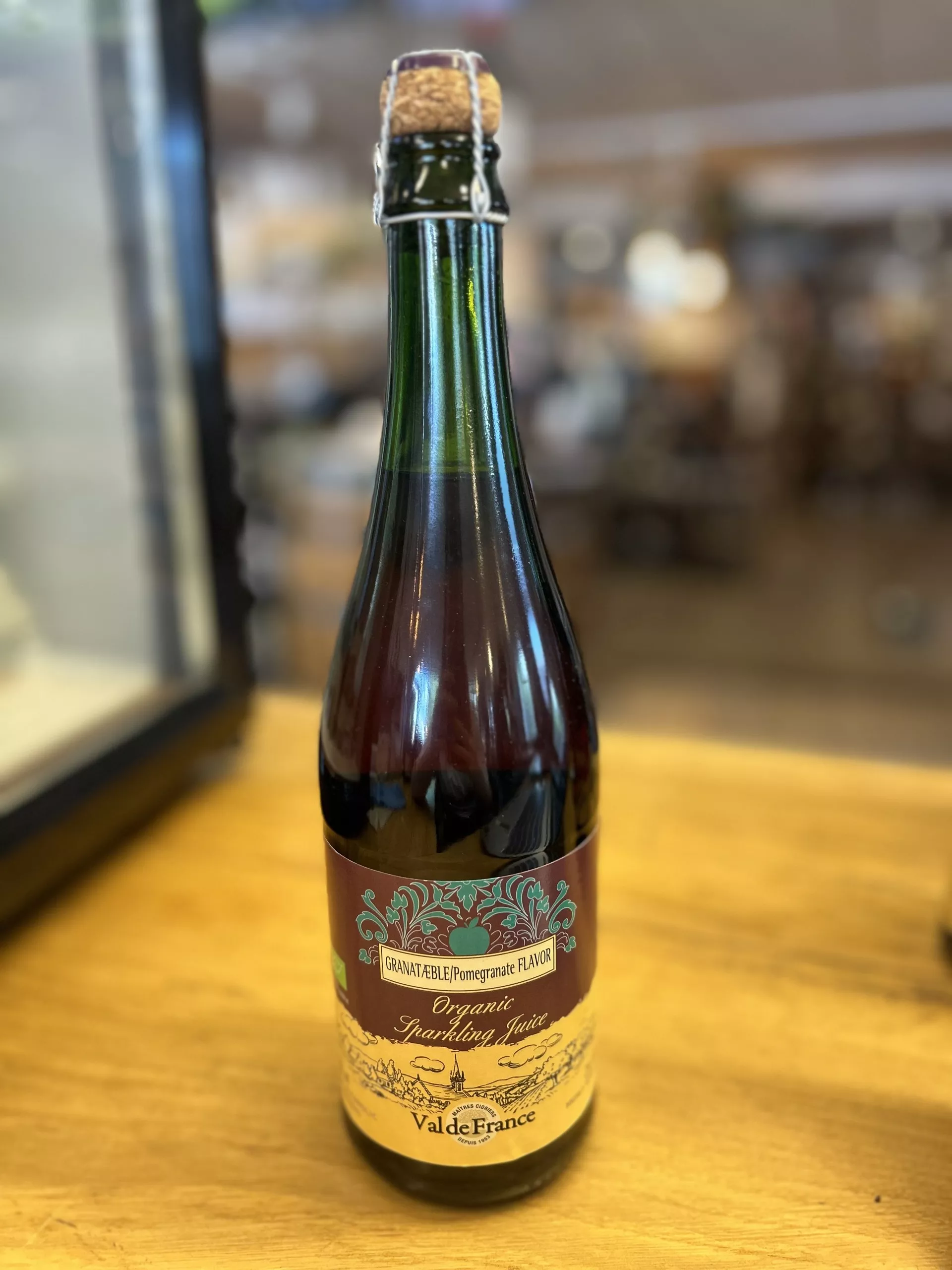 Val de France Organic Sparkling Juice Granatæble